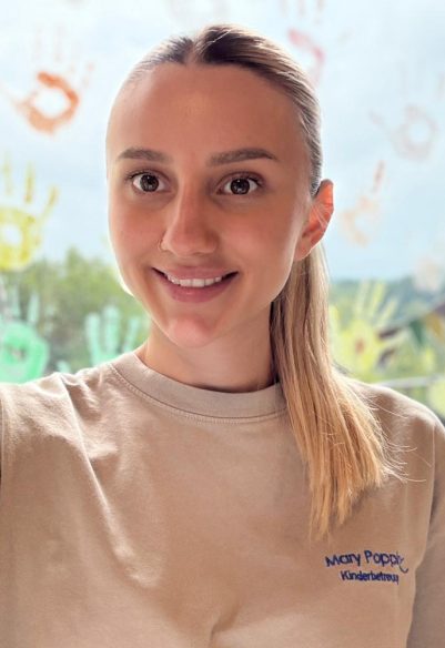 Arnisa_750x1000